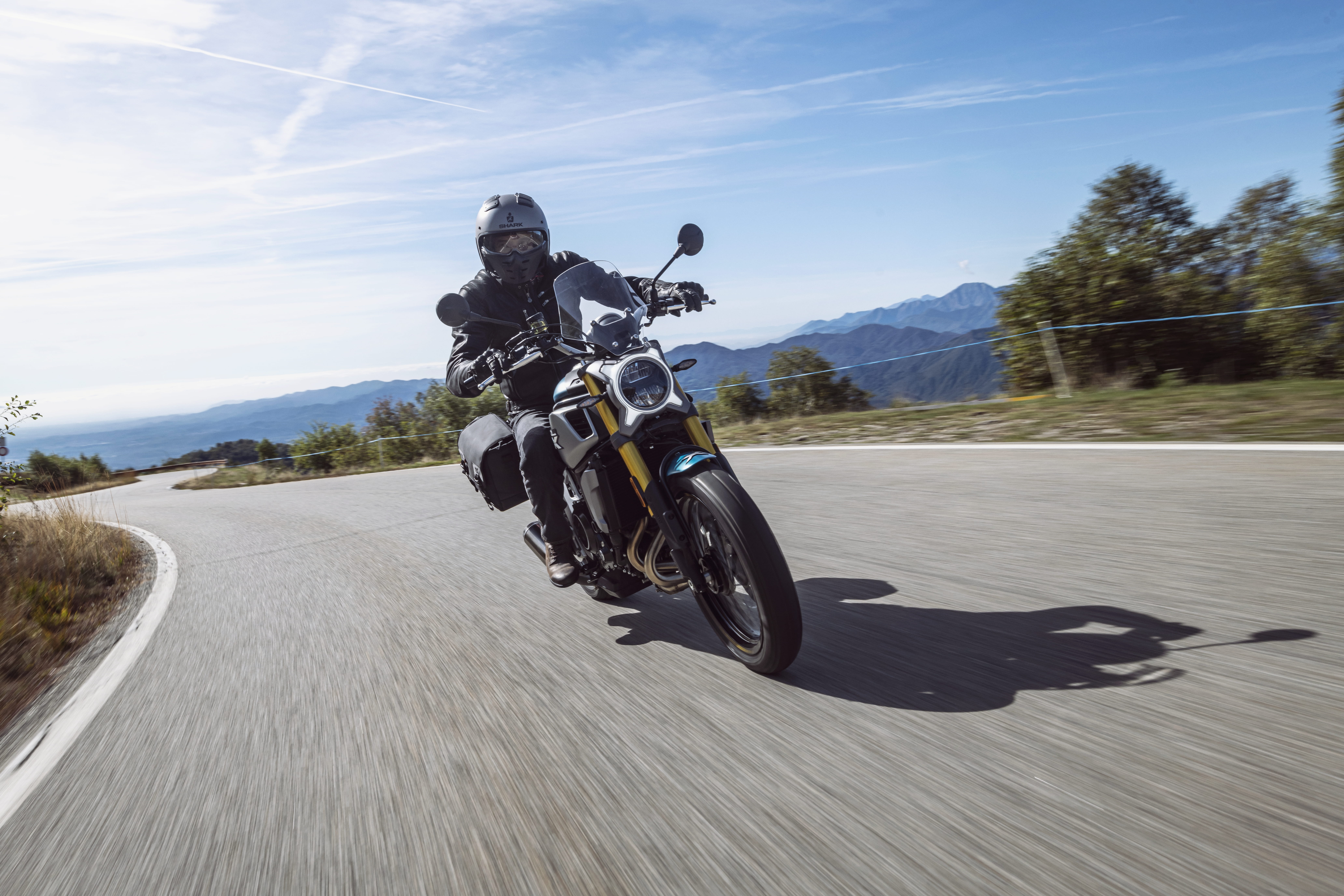 700 CL-X ADVENTURE
