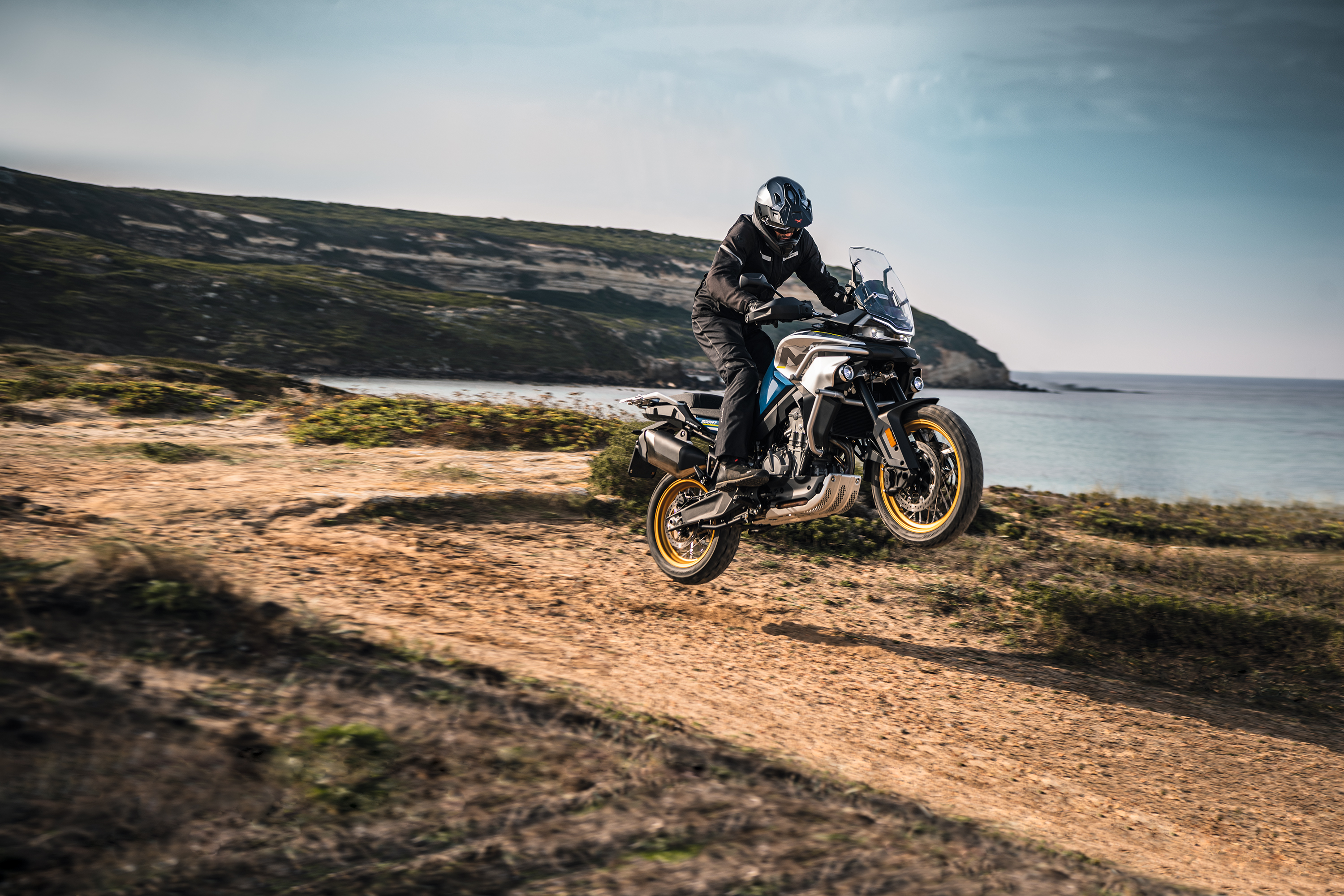 800MT TOURING (ANTALI)