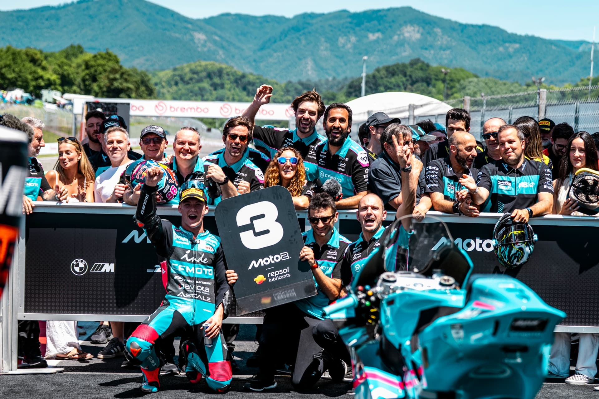 Holgado, �talya MotoGP�sinde Moto2 Podyum Kupas�n� Kazand�!